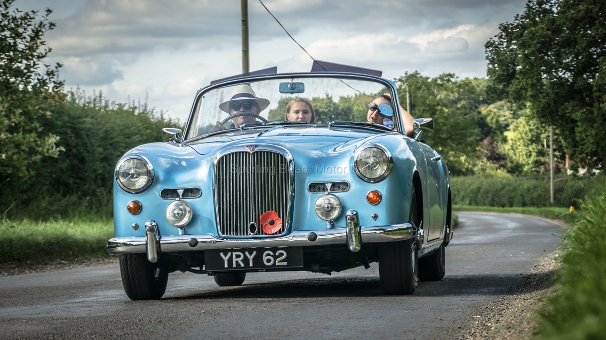 aohereng's tweet photo. A few of my @Sportingbears highlights from easier times #sportingbears #dreamrides @mikebrewer @ClassicMotorNEC @Carfestevent https://t.co/zx5wuhfeJe