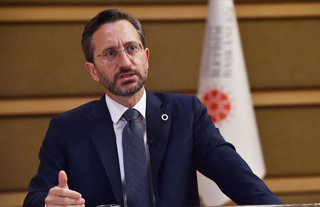 bianet_org's tweet photo. Cumhurbaşkanlığı  İletişim Dairesi Başkanı Fahrettin Altun'un Çalışan Gazeteciler Günü'nde "iyi ki varsınız" diye mesaj yolladığı gazeteciler arasında 19 aydır basın kartı vermedikleri, kartlarını yenilemedikleri bulunuyor. Bunun açıklaması var mı? 
https://t.co/TzVwhMQLbf https://t.co/bYCHjhCcEE