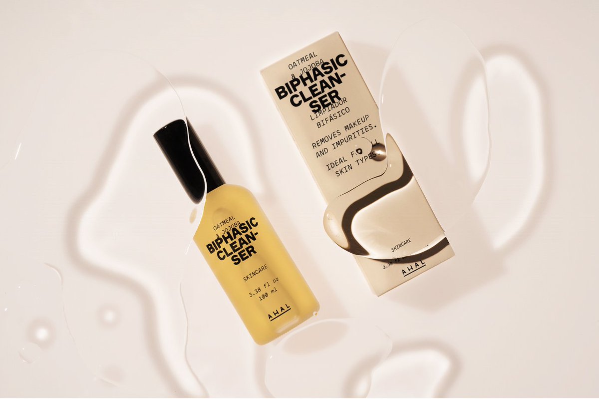 Todo_DisenoG's tweet photo. Ahal es una marca de maquillaje orgánico y cruelty-free nacida en Monterrey. Su éxito ha provocado un necesario rebranding en el que se le añade a su espíritu orgánico un toque de elegancia propio de las grandes marcas. #branding #diseñografico https://t.co/NgYpXNTe4a