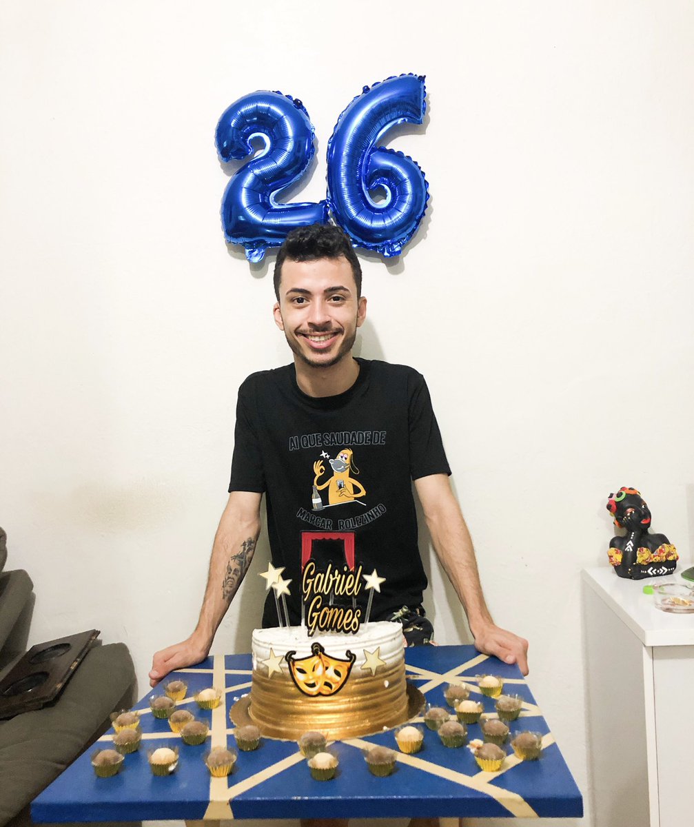BieelRei's tweet photo. 26 anos e nada a pedir, apenas a agradecer!! Parabéns pra mim, só coisas boas 😌🎉🎈🎁 https://t.co/p3rTKMkvA3