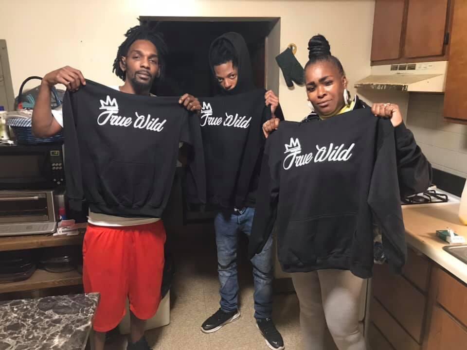 TrueWildLLC's tweet photo. ✊🏾✊🏾✊🏾
https://t.co/wzzTsPUILj
.
.
.
.
.
#asseenonme #asos #everydaystyle #styledaily #discoverunder10k #dailywear #ootdmagazine #ootd #ootdfash #fashion #wiwt #ootdsubmit #styleblogger #styleinspo #fashionblogger #fashionbloggers #fblogger #style101 #imwearing https://t.co/YxjA0FyY64
