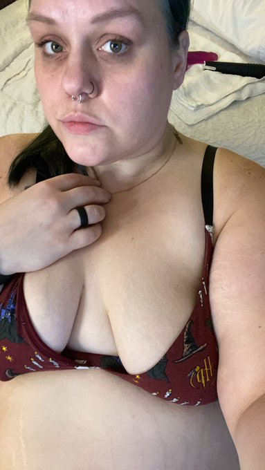 Join me tonight live on @chaturbate at 8PM CST for HIGHjinks 🤣🙃 I&rsquo;ll be live tomorrow as well! https://t<a class="tags" href="/tag/chaturbate">@chaturbate</a><a href="/tag/sushi"class="tags"><span>#sushi</span></a><a href="/tag/thong"class="tags"><span>#thong</span></a>