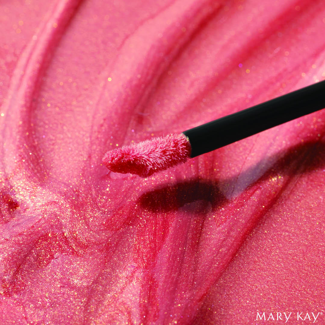 MaryKayUK's tweet photo. It’s nearly time for a gloss #GlowUp... Get ready for your brand new, nonsticky, ultrasilky shine solution.

#MaryKayUK #LipGloss #LipLooks #Glossy https://t.co/xd9jS0XPnO