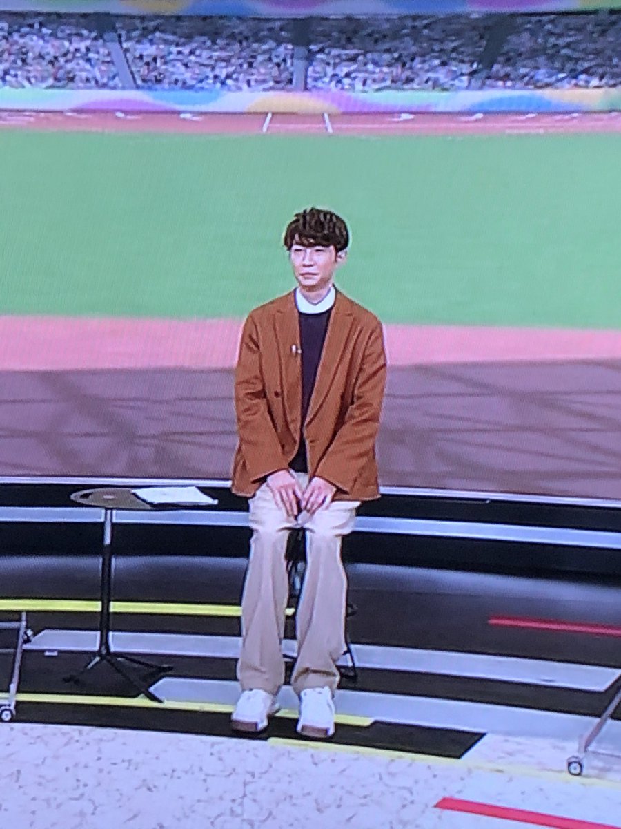 Arashiは続くよ いつまでも 5人の手を繋いだ姿 残像残ってる 相葉くん 痩せた 相葉くん 緊張してた 頑張りすぎないでね 嵐の上にも虹がかかりますように 相葉雅紀 嵐 嵐と虹を渡って次の景色に