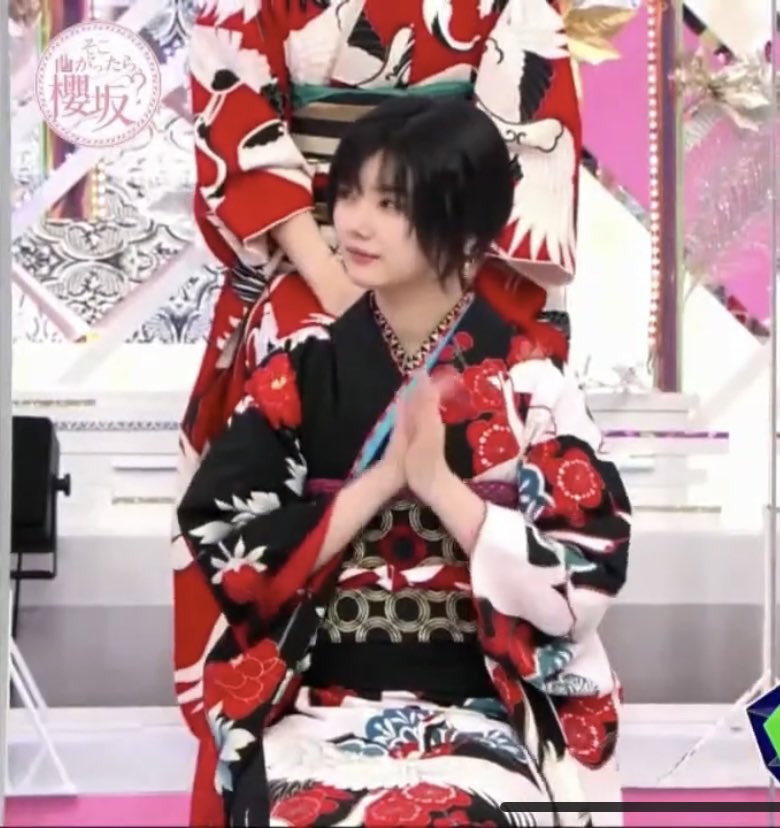 どちらとデートしようかな、神様も決められないよね🤭🥰😍 #櫻坂46