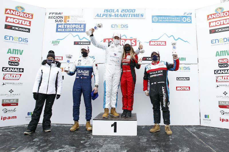 DARacingRX's tweet photo. 🥇🥇🥇Carton plein pour les #ZOEGlace du 
@DARacingRX sur la 2e étape du #eTropheeAndros à 
@Isola2000_06 💪💪💪
#JB leader #ElitePro
#Gerald leader #Elite
#DAR leader #Equipe 
📝Toutes les #infos ⬇️⬇️⬇️
https://t.co/050aAaSWMZ https://t.co/hYOz5TWPIo