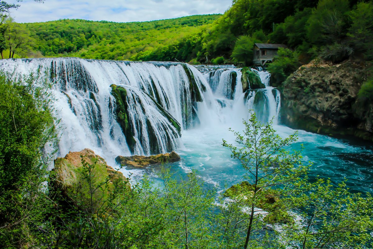 JusufRujanac's tweet photo. #waterfall #water #nationalpark #una #bosniaandherzegovina #nature #bihy #jukaphoto
•
📸 https://t.co/IZQMV00lwi