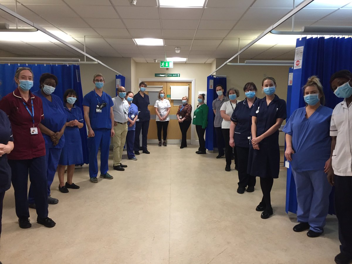 kathryn1k's tweet photo. ⁦@NorthMcrGH_NHS⁩ COVID vaccination team-“a little bit of everything “- admin-ops mgt-retire&amp;return-educators-medics-nurses-support workers -pharmacy-security” all doing a wonderful job delivering the COVID vaccination- Thanks all - great job 👏🌟👏 https://t.co/x6okza7syY