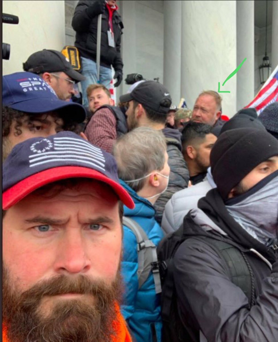 This just in: Photo that appears to show Alex Jones on the Capitol steps w Infowars cohost Owen Shroyer  #CapitolRiot  #TrumpInsurrection  #TrumpInsurrection Trying to verify photo. If you have information or original footage pls send to the  #FBI & report.