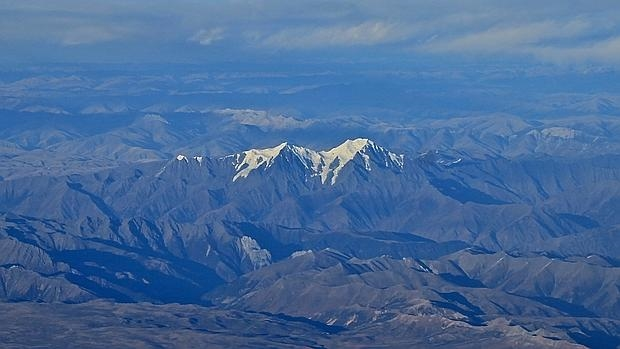 DonMitxel_I's tweet photo. Cordillera del Himalaya tras el paso de Pablo Casado https://t.co/jDKcvCKfhq
