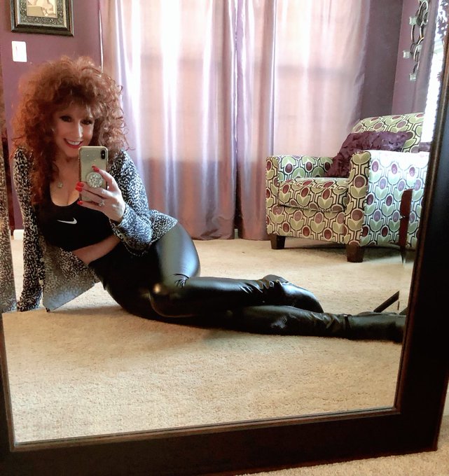 Just lounging around in my pantyhose and leather pants. Would you like join me? https://t.co/bEkV9FVZmc<a href="/tag/highheels"class="tags"><span>#highheels</span></a><a href="/tag/bigboobs"class="tags"><span>#bigboobs</span></a><a href="/tag/milf"class="tags"><span>#milf</span></a><a href="/tag/nylon"class="tags"><span>#nylon</span></a><a href="/tag/pantyhose"class="tags"><span>#pantyhose</span></a>