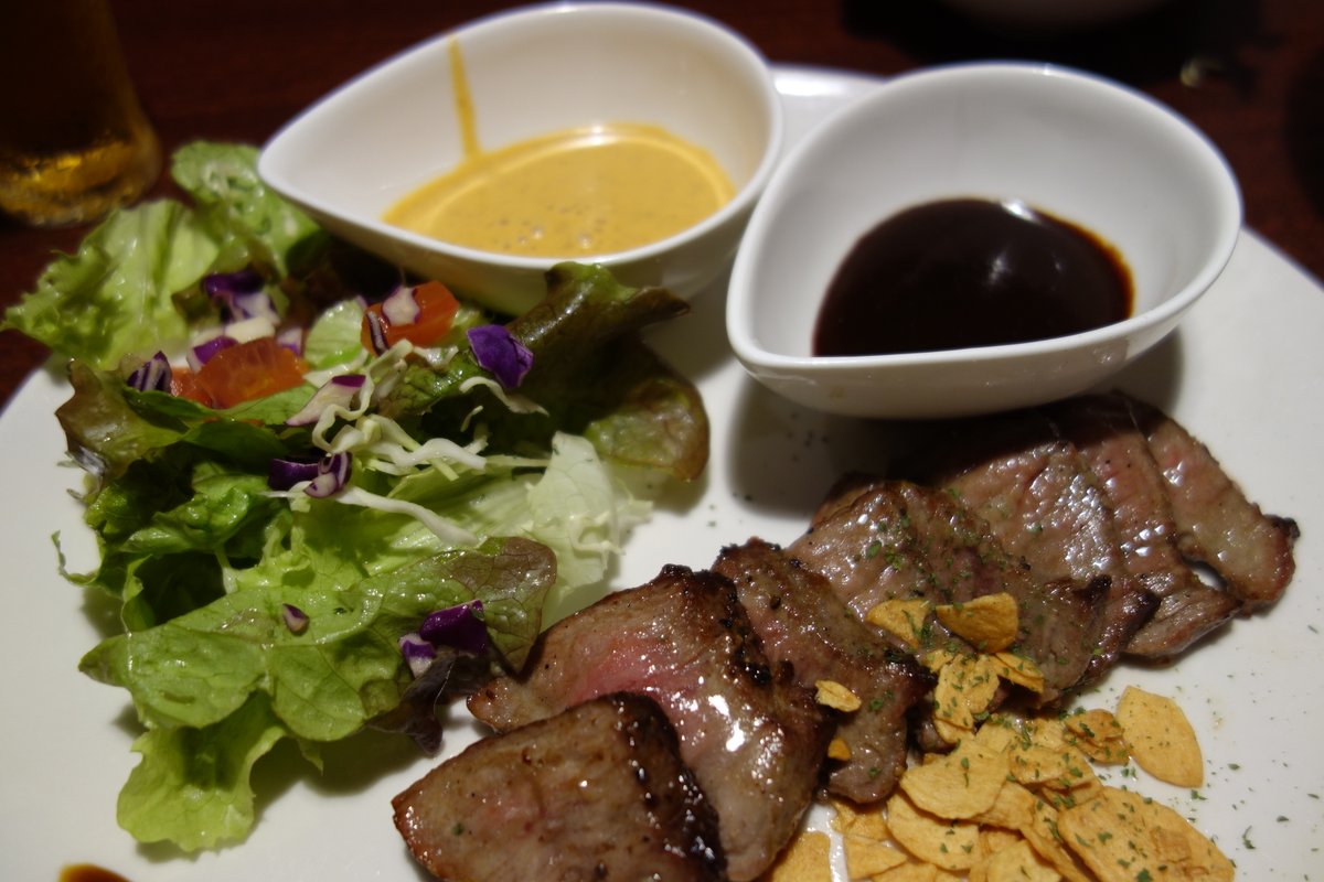 BellyTokyo's tweet photo. マジ美味すぎて三日後に再度御尋ねました！ワカサ いち玄最高！My new favorite Izakaya in Naha Okinawa! Superb tender steak! Wakasa Ichigen!

https://t.co/8cW3McA9h5

#居酒屋 #Wakasa #いち玄 #沖縄 #那覇 #若狭 #Japan @Ichigen_honten #那覇市若狭 #matsuyama #tokyobelly https://t.co/AaN3EkUtAR