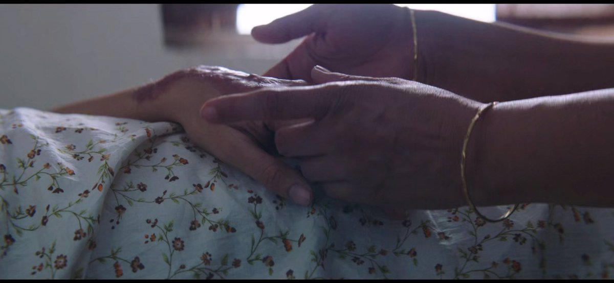 eshajayasrii's tweet photo. This scene is one of my favourite from chhapaak!.
1 YEAR OF CHHAPAAK https://t.co/nQHsjBAub6