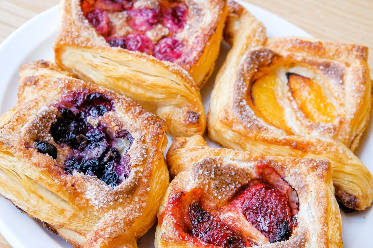 We've got a little #PAMPtisserie flair in next weekend's #PAMPBrunchBox including these colorful cream cheese and fruit voulavant pastries. You'll get one of each flavor to fight over. 😜 View the full menu and pre-order at pigatemypizza.com/brunch