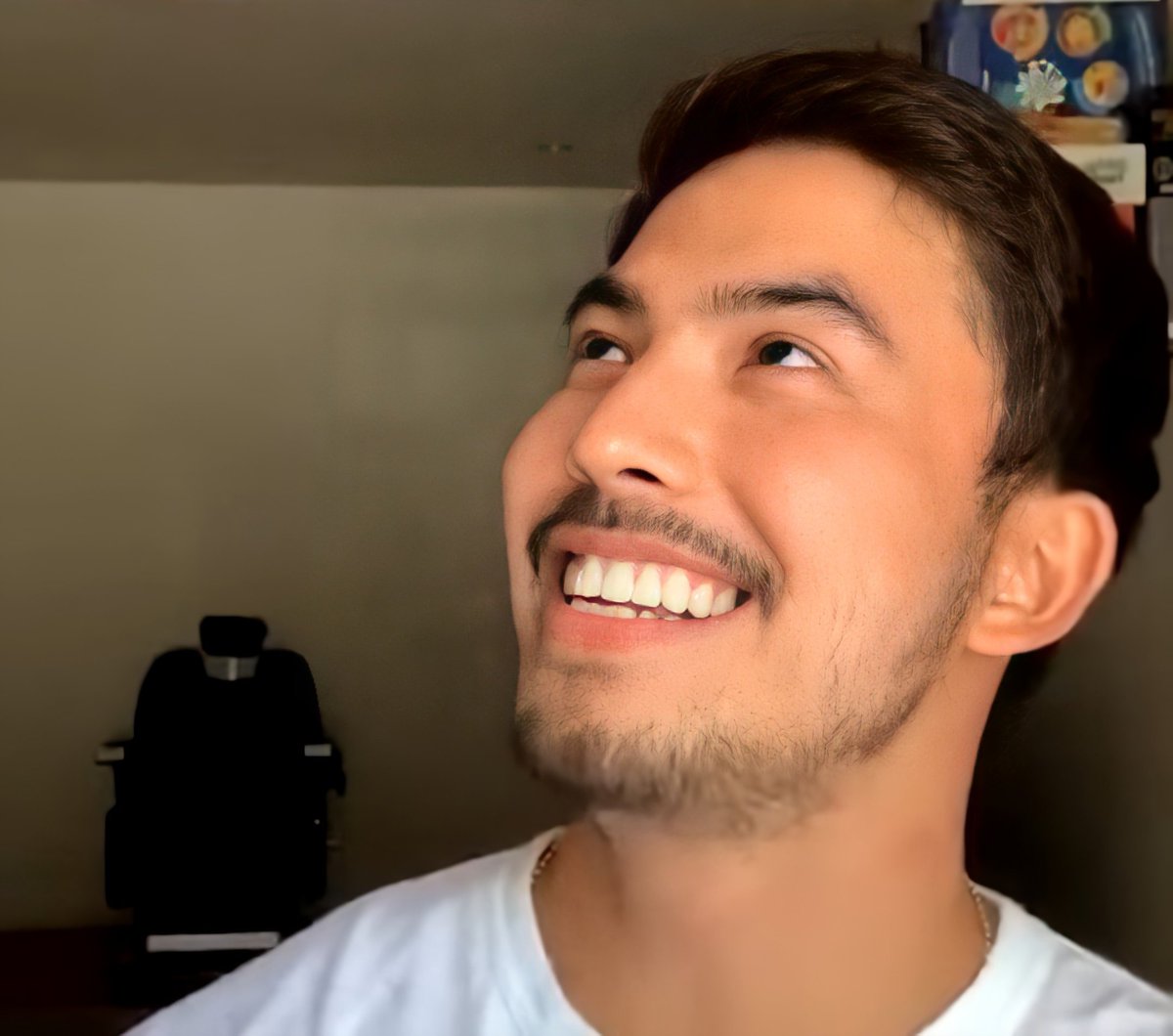 _ameyll's tweet image. Good evening❤️
#HelloStranger #JcTon