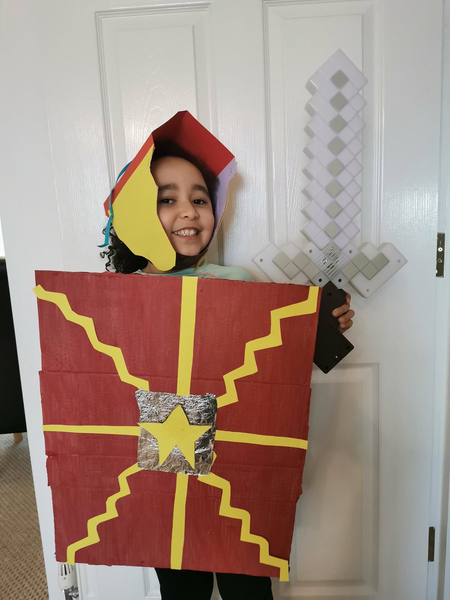 StephySibanda's tweet photo. @YBB_Y3_4 Sophia has worked very hard making her shield and a helmet. https://t.co/T0iHlx3c82