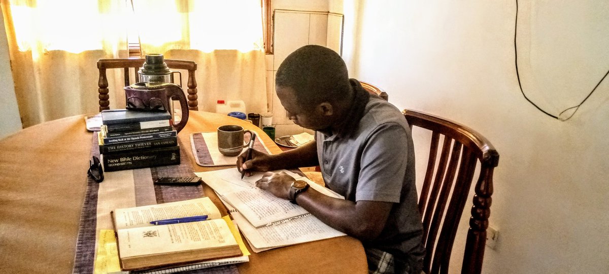JMwesigwa_S's tweet photo. "Either write something worth reading or do something worth writing." | Benjamin Franklin
#FairChallenge ...✍️ https://t.co/eSJd4Qpmvp