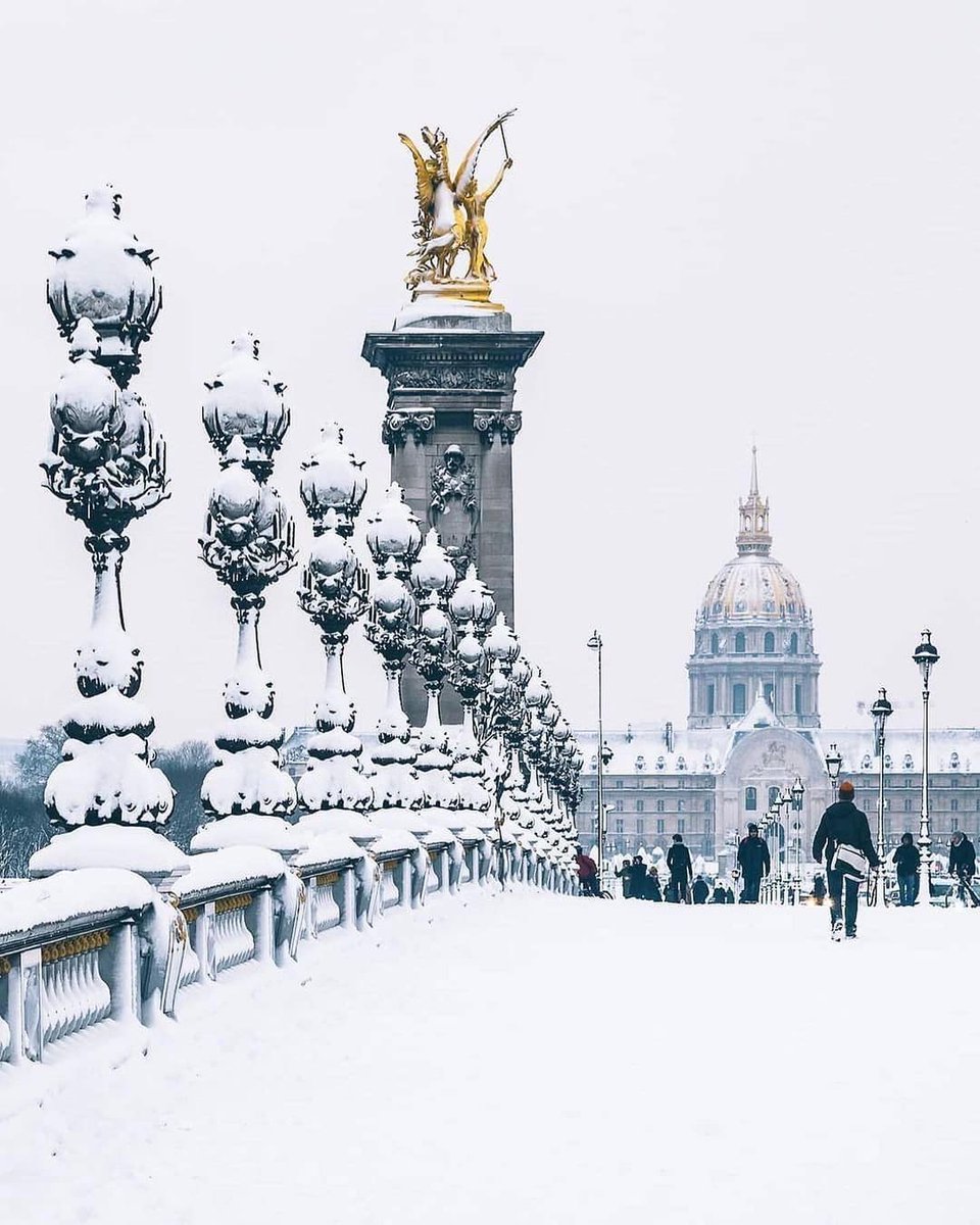 Susana__Perez's tweet photo. Quieres venirte a París conmigo?? https://t.co/0EAo0AwYdd