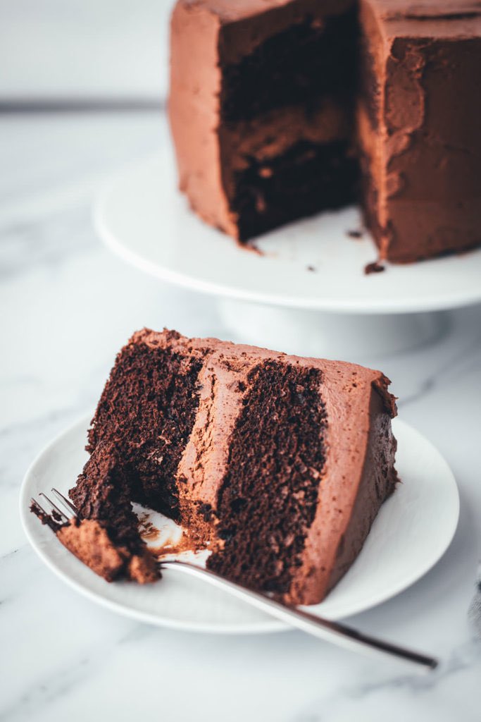 Heute vor 10 Jahren ist mein Foodblog online gegangen! Der Wahnsinn!
Zur Feier des Tages gibt es einen fantastischen Schokokuchen und einen Rückblick auf 10 Jahre moey‘s kitchen 🥳
moeyskitchen.com/2021/01/der-be…