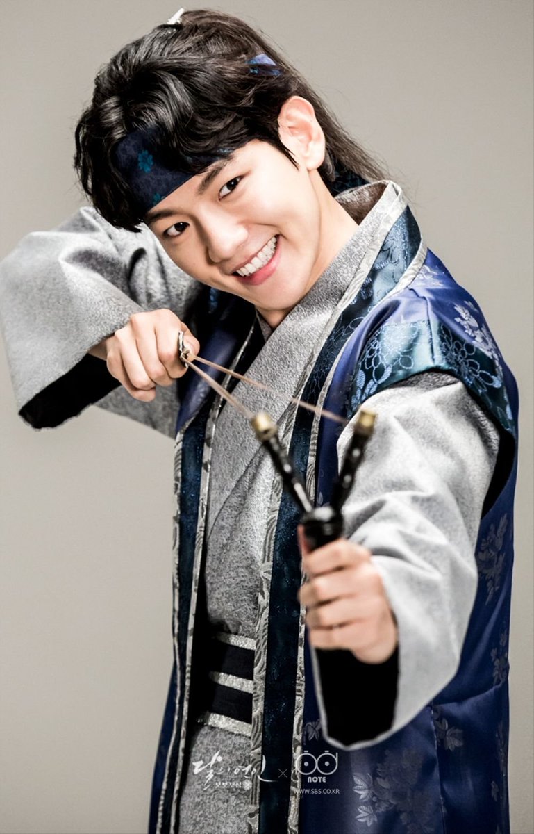 Baekhyun had the role of the 10th prince in the drama Moon Lovers: Scarlet Heart Ryeo