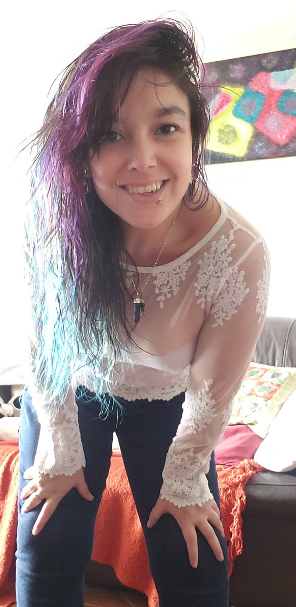 Feminista691's tweet photo. Jijjiji siganme @onlyfans /madresoltera_millennials mucho #erotismo y #sensualidad #camsoft #curvygirl #bigbutt #footfetish #bigass #softgirl let's talk on skype feminista69 #cam #erotic #pack videos and more...#besos #onlyFans https://t.co/rZAe3ItHb2