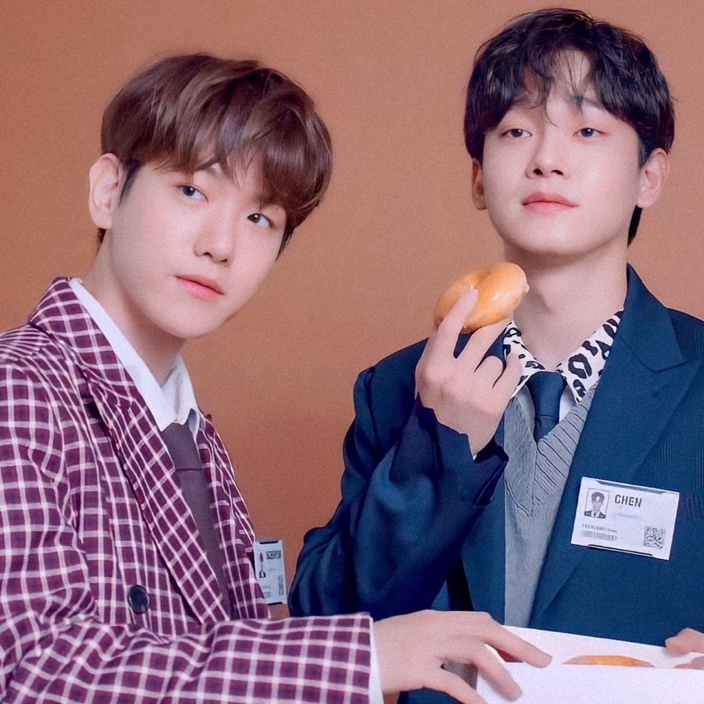baekchen_pics's tweet image. 🍩🍩