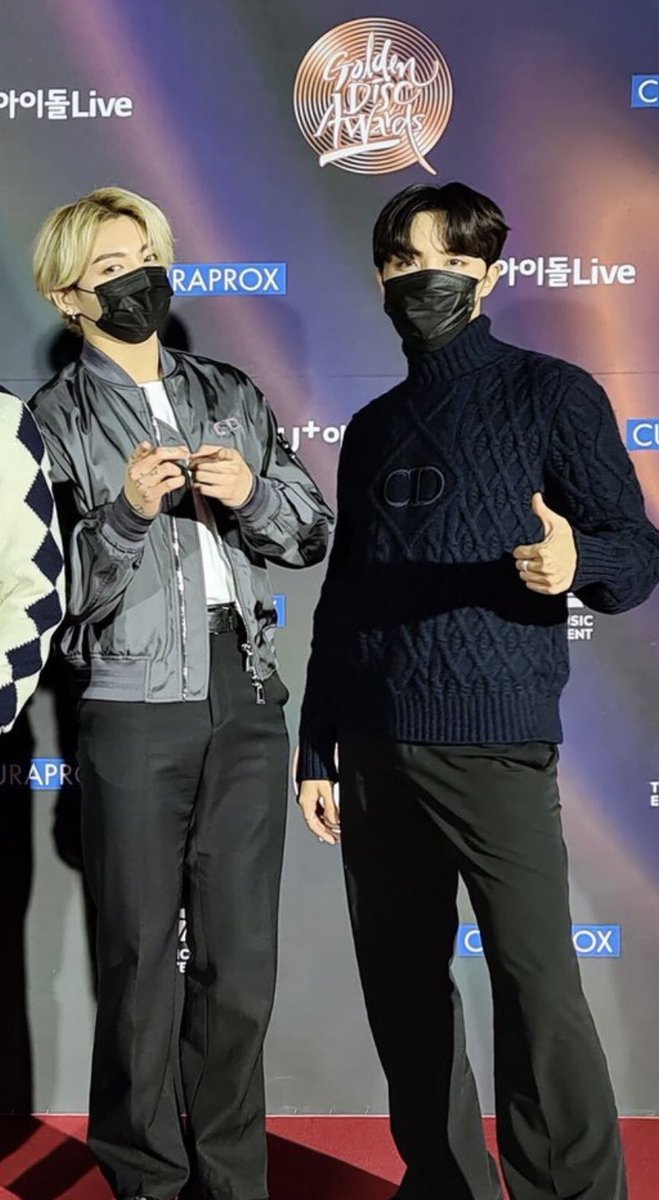 [⭐]
Parlıyorlar..