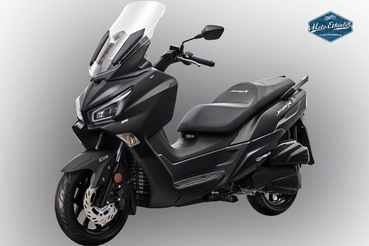 MotoEtkinlik's tweet photo. Yeni SYM Joymax Z 250 2021’de Türkiye’de! 👍🏻
Tayvanlı #motosiklet üreticisi SYM’nin çok sevilen Joymax modeli 2021 yılı için yenilendi! 

#motoetkinlik #motor #motorsiklet #motosiklettutkunlari #motoask #haberler #scooter #maxsym #joymaxz #symjoymaxz #joymaxz250 #joymax250 https://t.co/rPWMARZ41j