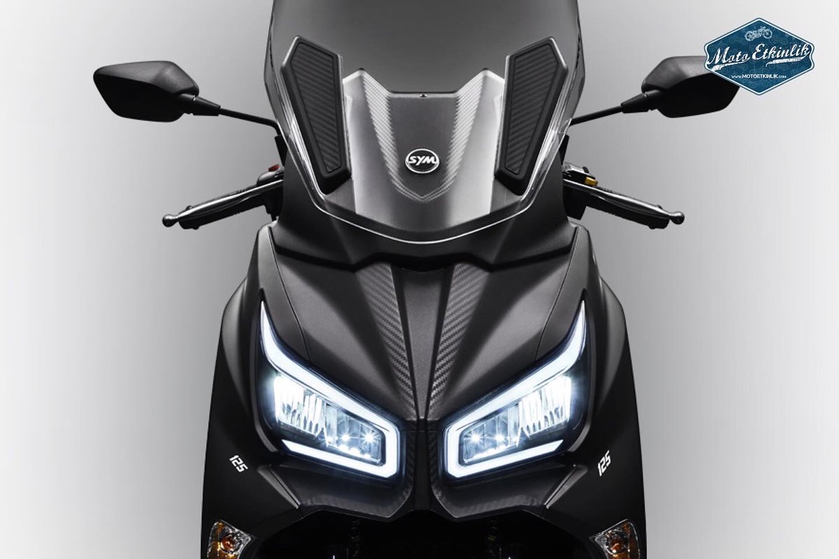 MotoEtkinlik's tweet photo. Yeni SYM Joymax Z 250 2021’de Türkiye’de! 👍🏻
Tayvanlı #motosiklet üreticisi SYM’nin çok sevilen Joymax modeli 2021 yılı için yenilendi! 

#motoetkinlik #motor #motorsiklet #motosiklettutkunlari #motoask #haberler #scooter #maxsym #joymaxz #symjoymaxz #joymaxz250 #joymax250 https://t.co/rPWMARZ41j