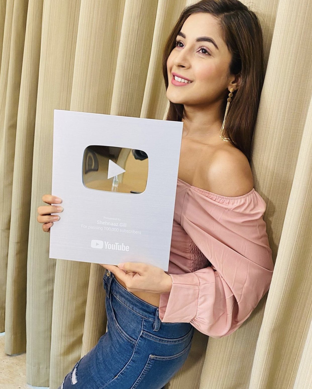 Shehnaaz With Youtube Silver Play  Button