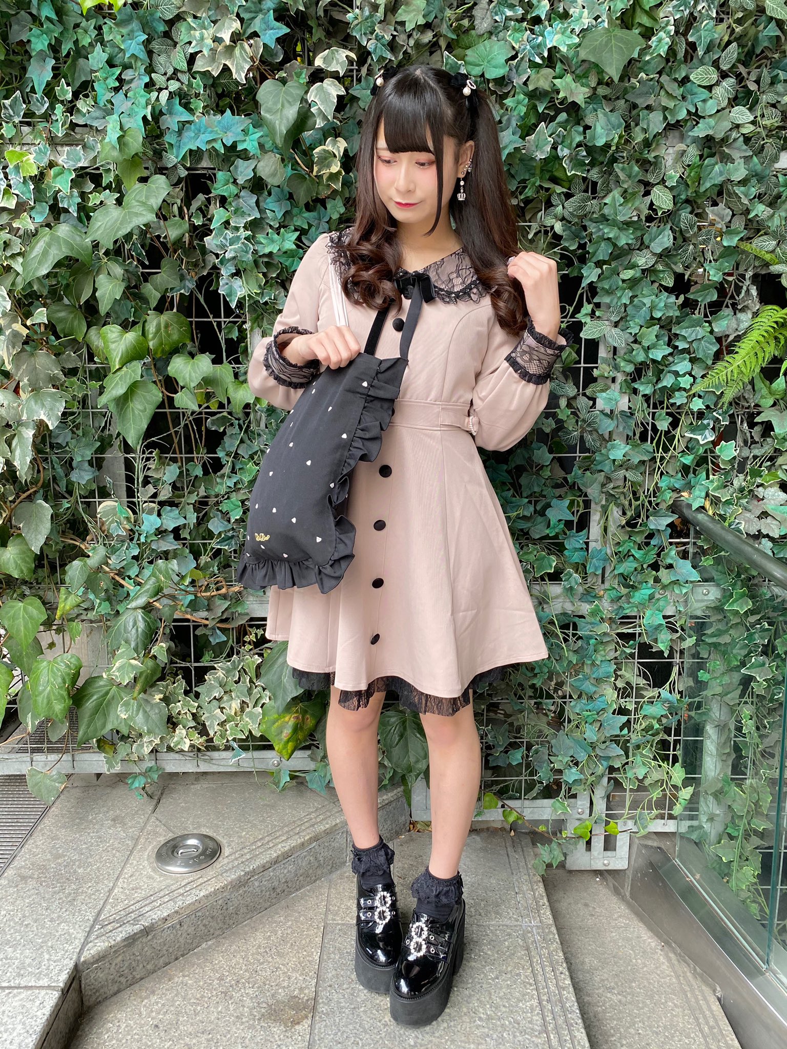 r*e様 他の子と被らない♡ドレス♡140 🌸✨ cream-colored long-sleeve cable-knit sweaterがlooseで