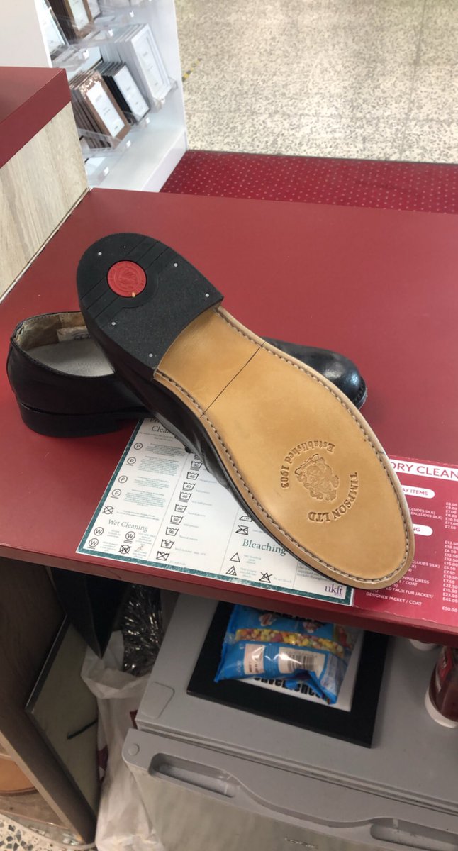 TimpsonAsda's tweet image. Don’t be slipping &amp;amp; sliding this very cold year, pop in to store and get yourself a Y-Grip sole for extra protection and slip proof. 

Sole only - £27.95
Sole &amp;amp; heel - £30.95 

Available at all Timpson Store’s. 

@TimpsonNews #Timpson #Cobbler #Shoes #Repairs #ASDA #Dundee