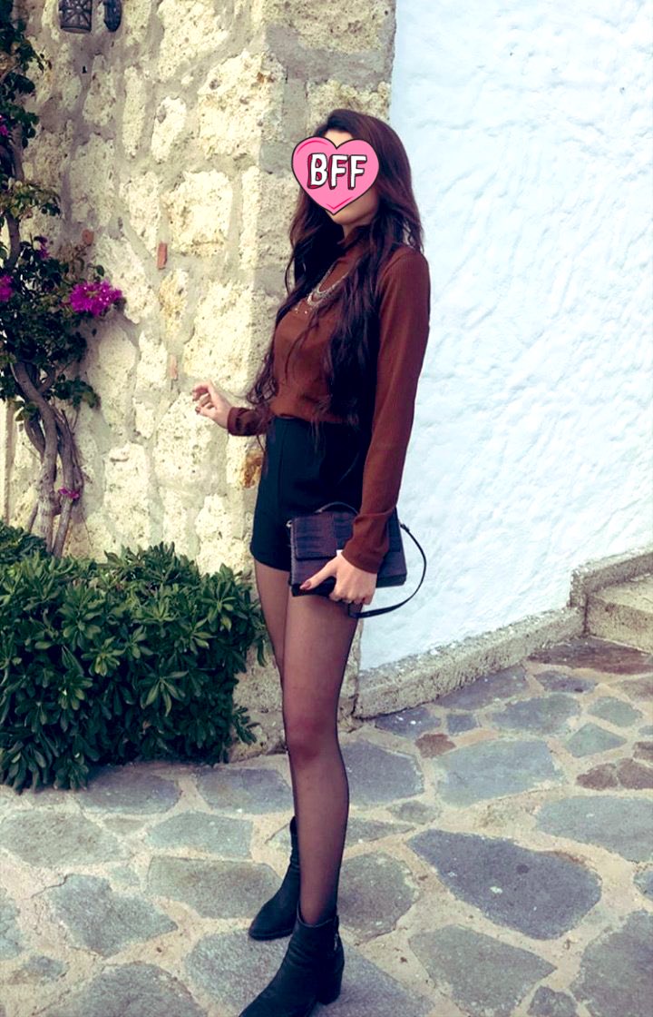 bacaklarımdan başlayıp tüm vücudumda dilini gezdirmek isteyen yok muu canım çok istiyorrrr❤️❤️