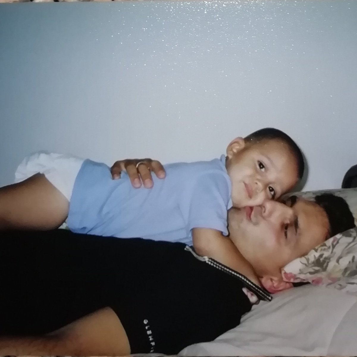 pippodoria2001's tweet photo. "Non è la carne o il sangue, ma il cuore che ci rende padri e figli." ❤️
Tanti auguri Papà, sei speciale.⭐
Buon secondo tempo Lampa 💪🏾

11/12/2020 https://t.co/GmiJtrNGzA