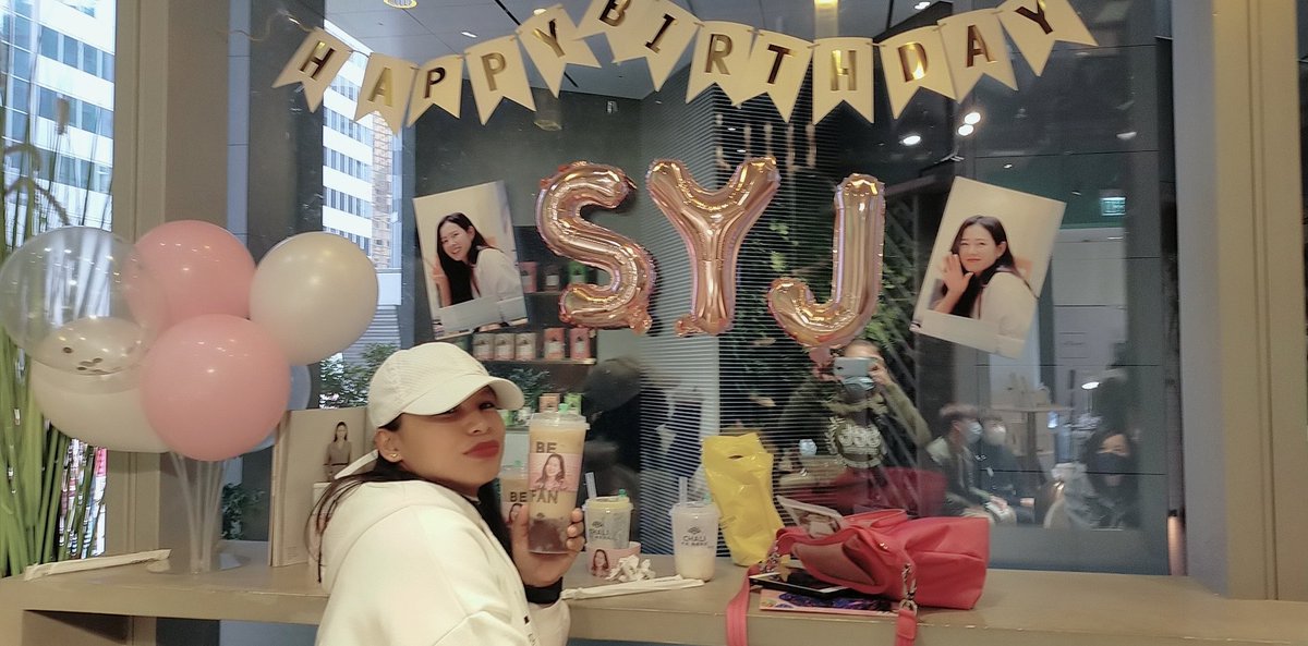 binniejin2018ph's tweet photo. CHALI a tea fan in Hongkong 
😍😍😍 https://t.co/HBfsAXVdpR