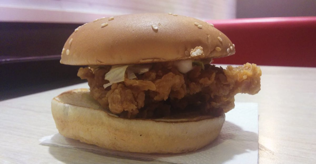 fishalpatel's tweet photo. So Catfishing ain’t acceptable but this shit is 

#food #Catfish https://t.co/aSKKdu69Ld