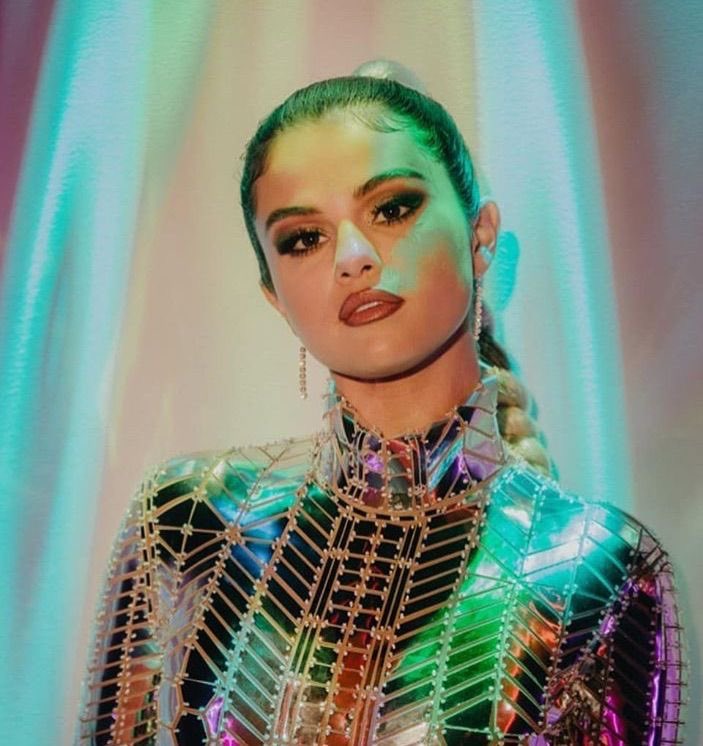multistanstar1's tweet photo. ONE YEAR OF RARE AHHHHHH RARE by selena gomez, cant believe it one year already, although the era was short 😭 she gave us 4 mv and one performance video i love this album so much it so amazing.
STREAM RARE TODAY!!!!!! #Rare #Selena #OneYearOfRare #streamrare @selenagomez https://t.co/QspoKcWoCd