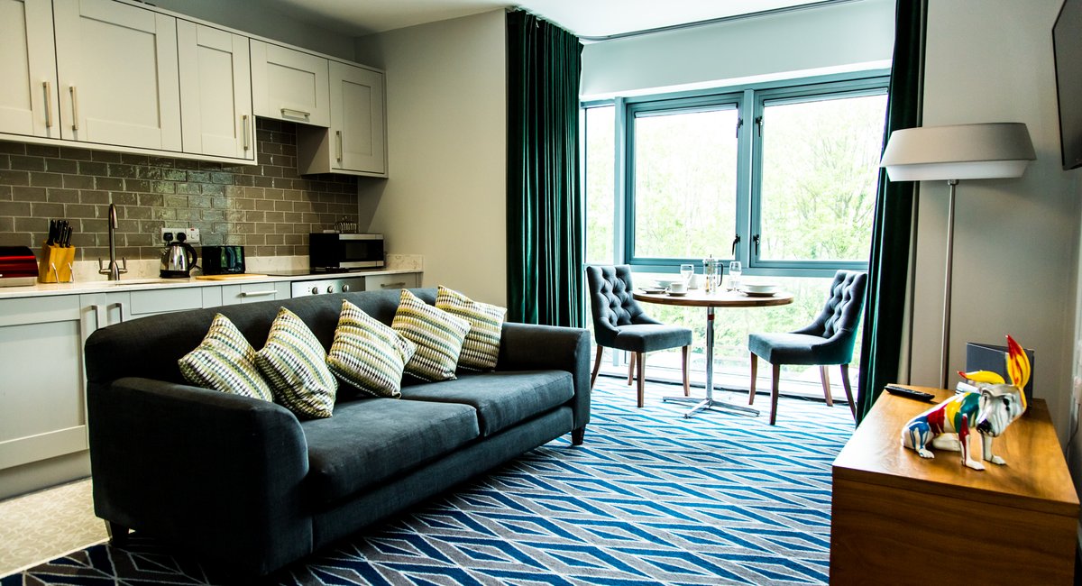 MontenotteH's tweet photo. In line with Irish government guidelines, The Montenotte Hotel is open for #essentialtravel and #compassionatetravel purposes until the 31st of January.

For more info:
✉️ reservations@themontenottehotel.com 📞(021) 4530050 
Level 5 update 👉 https://t.co/uSVxUTifsI #staysafe https://t.co/Eh51sqcjEm