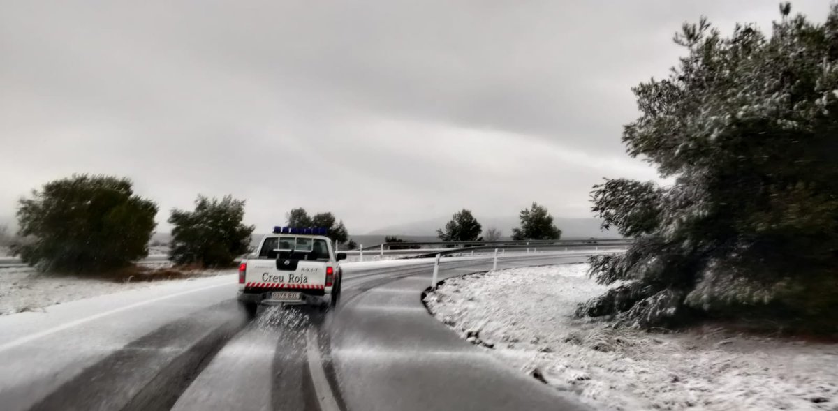 No hi ha tempesta capaç d’ aturar-nos per ajudar a qui més ho necessita. <a href="/CruzRojaEsp/">Cruz Roja Española</a> <a href="/CreuRojaCAT/">Creu Roja Catalunya</a> <a href="/CreuRojaTGN/">Creu Roja Tarragona</a> . Foto by <a href="/frtunez/">Francisco Túnez</a>
