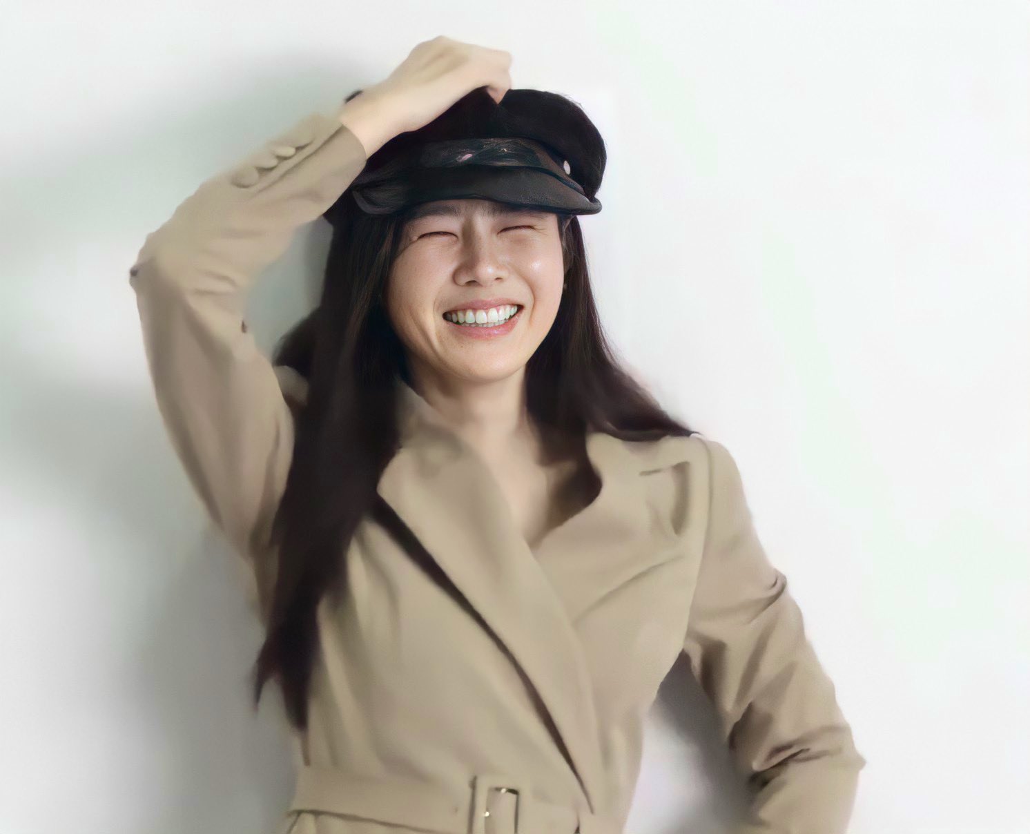 Happy Birthday my favourite bunny, precious smol bean Son Ye-jin!    