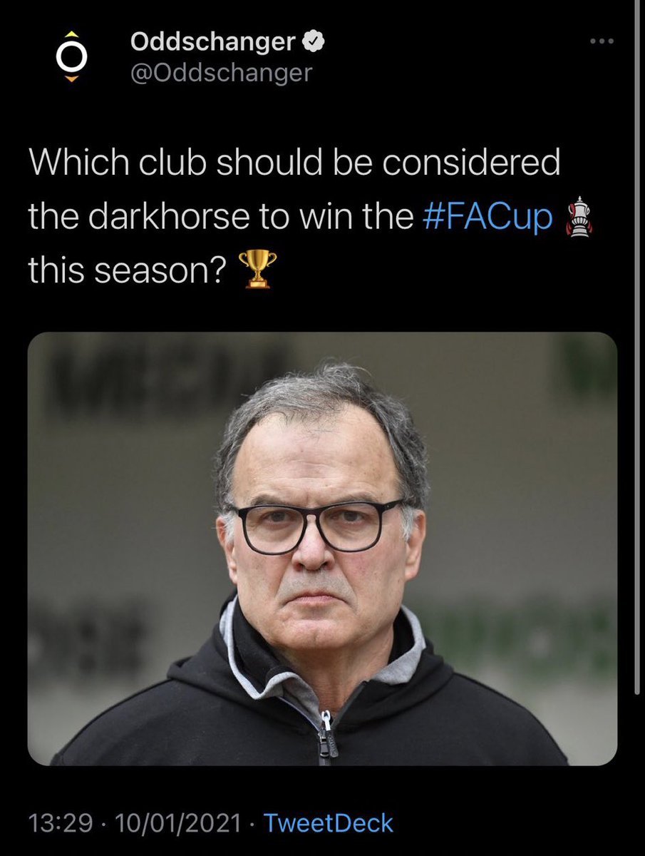 football images that precede unfortunate events (@cursedfootball) on Twitter photo 