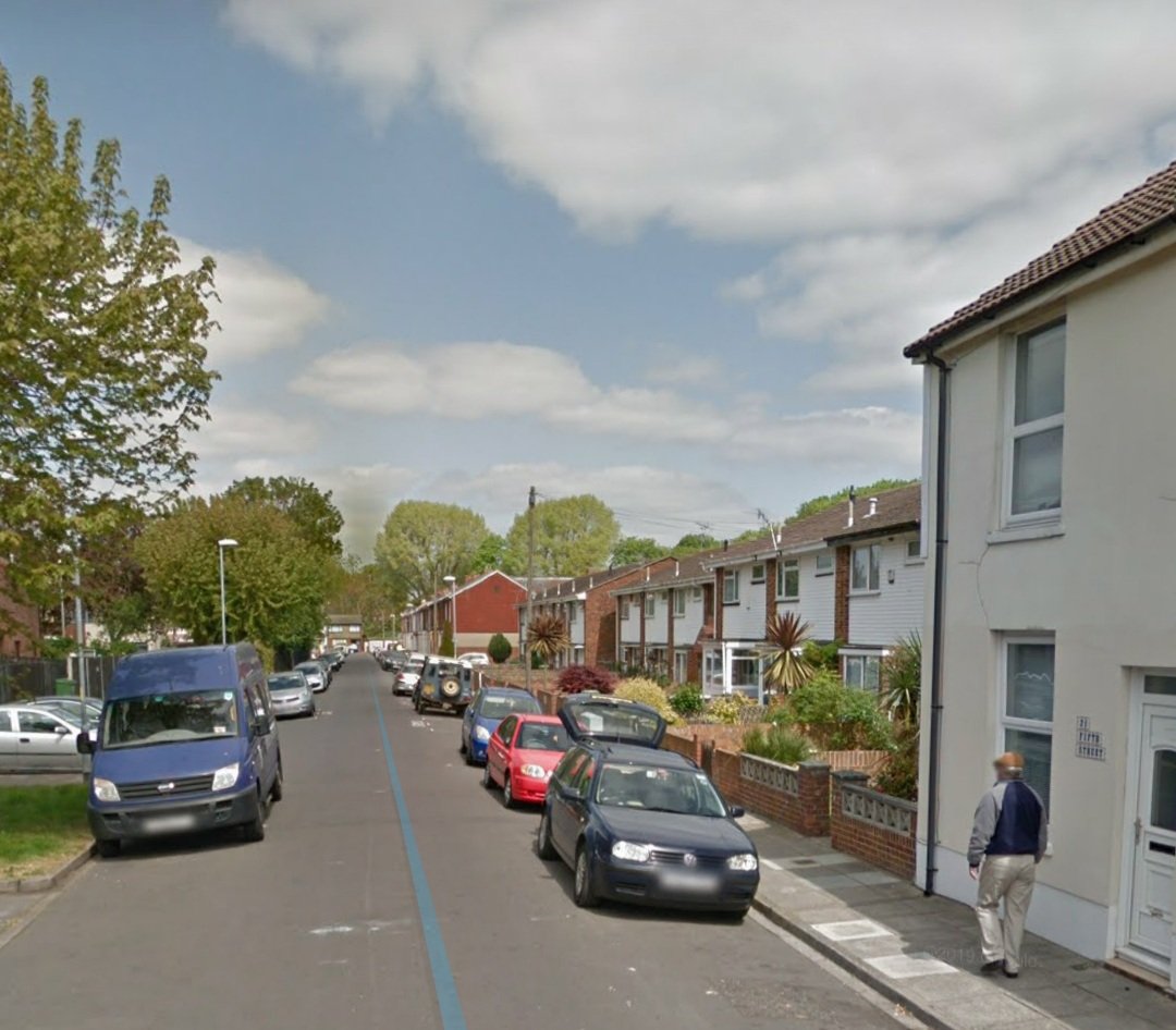  #Portsmouth  #Blitz80 on my doorstep... in this road there's a gap in the late victorian terraced houses. When you look at the Portsmouth bomb map, a HE bomb landed there. New houses were built post war. /1