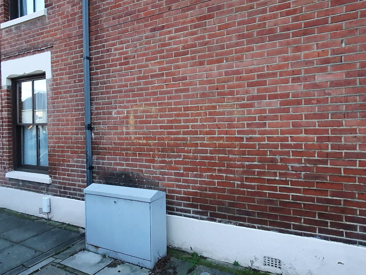 At the corner of several roads there are the remains of SWS signs, giving directions to Static Water Supply tanks that stored water for firefighting. Very faint, but theyre there  #Portsmouth  #Blitz80 /2