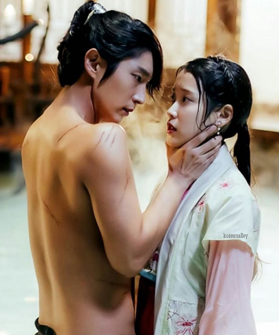Svetlan40078718's tweet photo. 韓流ドラマVOTE https://t.co/FMFqS9PKFV #Kboard #韓国 
#이준기 #LeeJoonGi #LeeJieun #IU #tvN  #kdramas #ScarletHeartRyeo #4prince #WangSo #couple https://t.co/c4PZu4sBAC