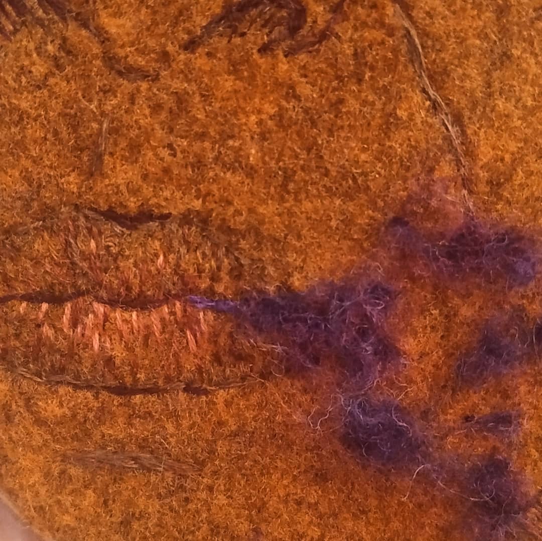 kirikiri1's tweet photo. Hoop for Episode 93 - Contaminant..
Nothing makes me happier than being asked to do a Corruption hoop, *especially* a mold one. 🙏🙏
#tma #magnuspod #themagnusarchives #embroidery #hoopart #contaminant #thecorruption #mold #gregrussell https://t.co/R0D6pz4NbO