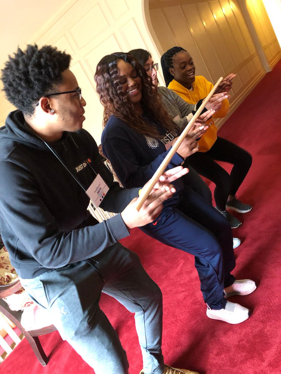 IL_Leadership's tweet photo. Traditionally, a group of Illinois students are eagerly heading to the Allerton Mansion for The Institute by @LeaderShape. But sadly, we had to cancel this year’s program. So for now, enjoy some highlights from the 2020 session…🧡💙 #illiniLeaders #MadeToLead #ILLINOIS https://t.co/bjgkq7IspO