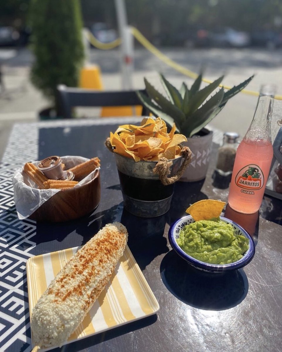 FolkloreTaco's tweet photo. Food for your feed!! 😎 #supportsmallbusiness #shoplocalnj #njsmallbusinesses #sundayfunday #eeeeeats #instafood #feedfeed #foodphotography #instafood #eatingforinsta #instafoodie #feastagram #buzzfeast #forkyeah #eaternj #eatin #foodbeast #nj #bloomfieldnj #montclairnj #tacos https://t.co/Yzv03NQNbs