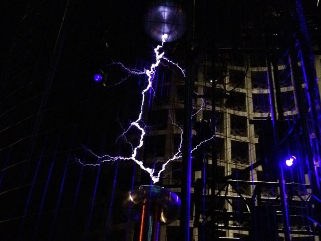 8. Björk Instrument Inventions- Tesla Coil (1st use in musical context ever) - Gameleste- Gravity Harp-Sharpiscord