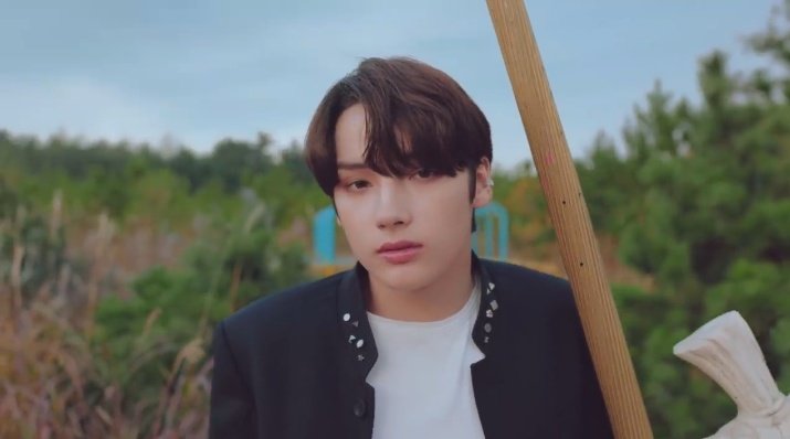 fairyeon_jj's tweet photo. Pq no las veo colapsando por el Teaser Hueningkai 😾
 
#TXT #TOMORROW_X_TOGETHER
#TXTonGDA #TXT_HUENINGKAI
#TXT_휴닝카이

🧷Link: https://t.co/Sv4kVxZFH4 https://t.co/8LTsHH5KzQ