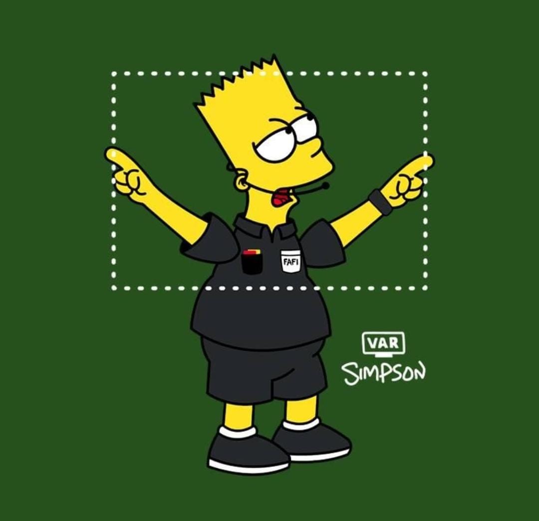 Toca el choco para mi.... El VARbitro haciendo diabluras como en la foto <a href="/Miguel_An_Roman/">Miguel Ángel Román</a> #lacasadelfutbol